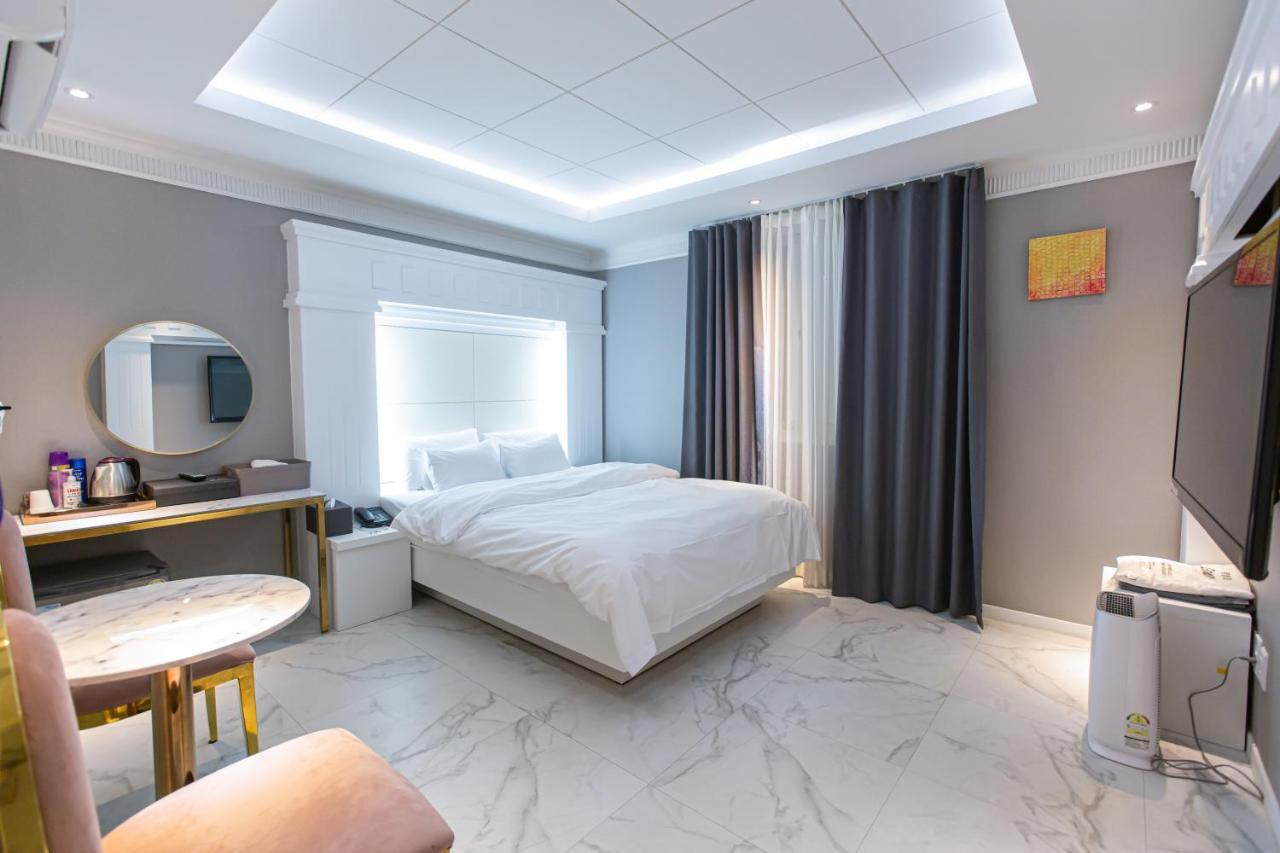 Knox Hotel Cheonan Bagian luar foto