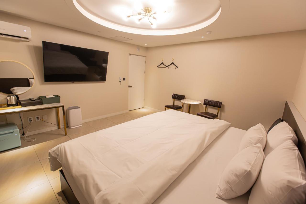 Knox Hotel Cheonan Bagian luar foto