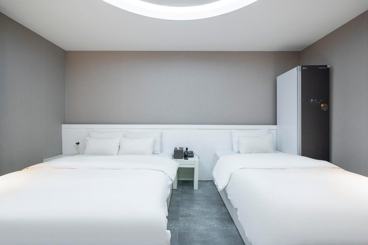 Knox Hotel Cheonan Bagian luar foto