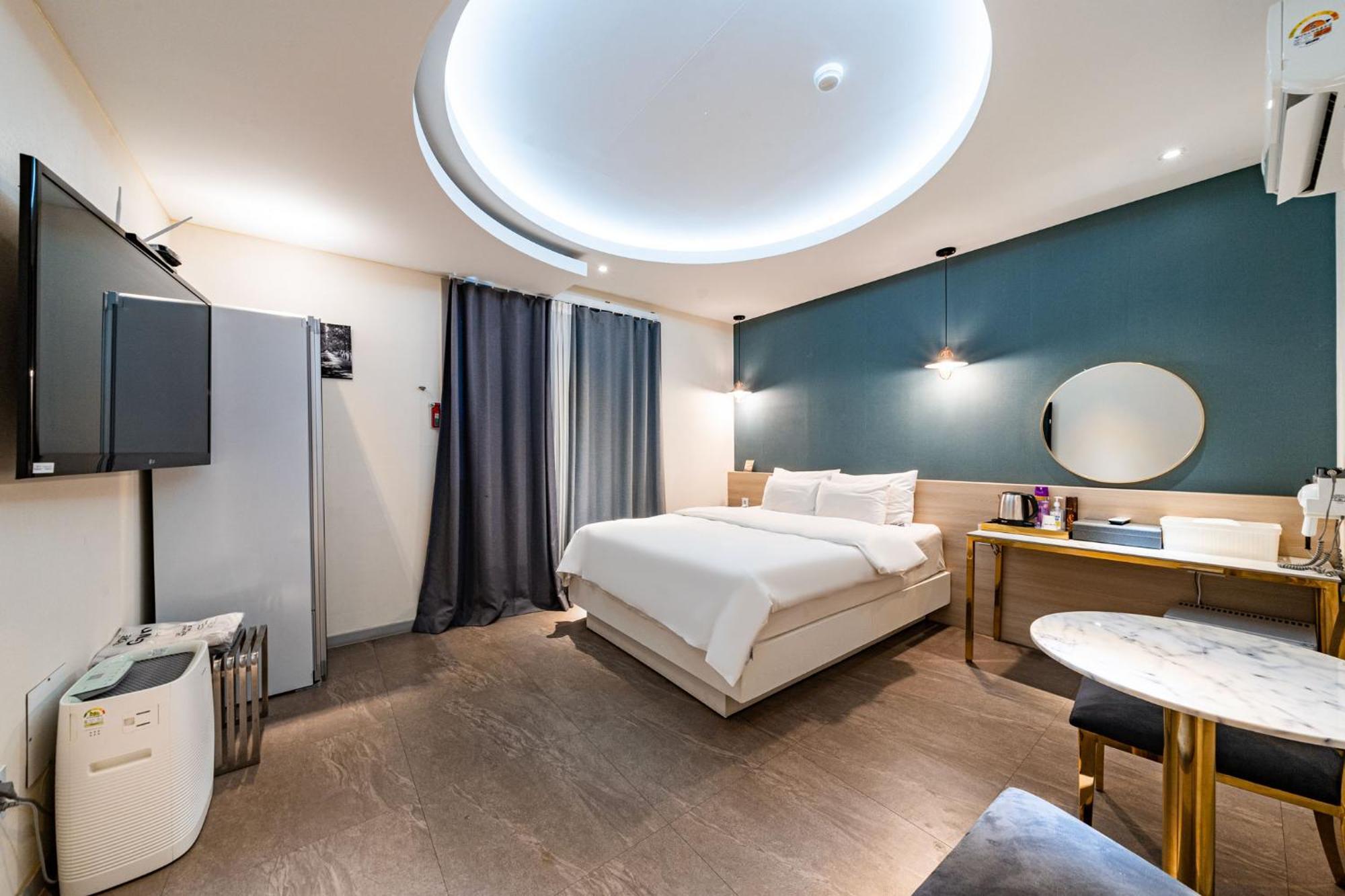 Knox Hotel Cheonan Bagian luar foto