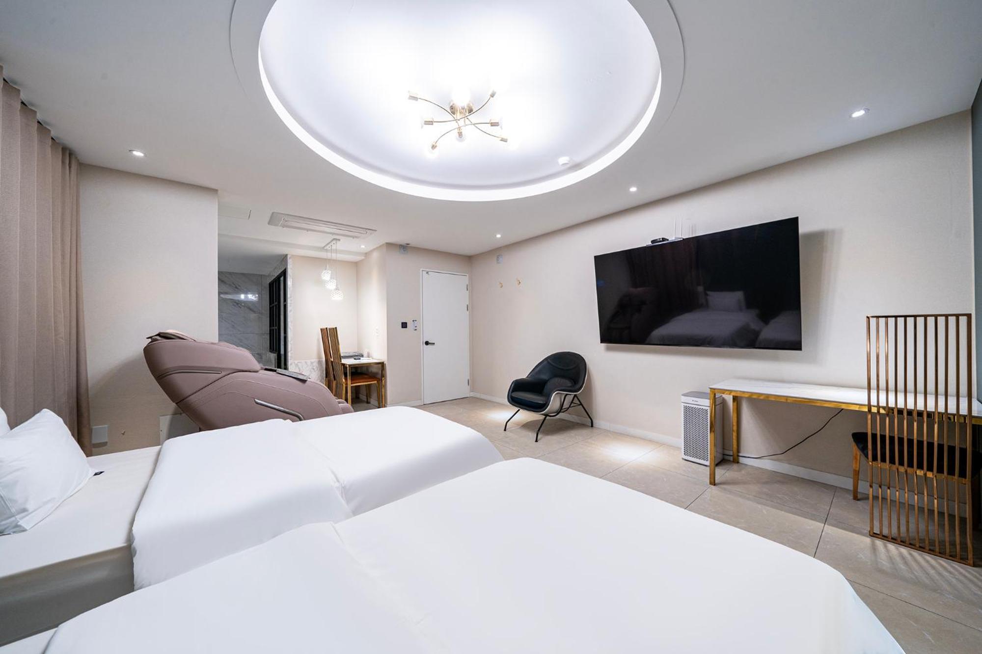 Knox Hotel Cheonan Bagian luar foto